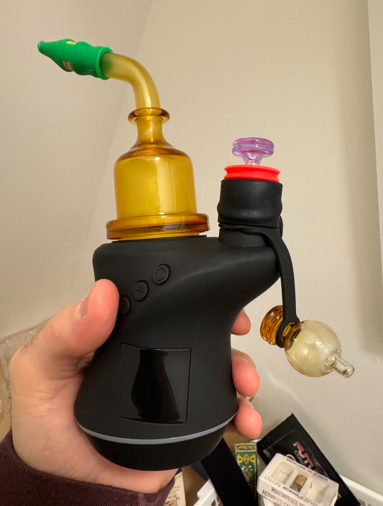 L.O.C. (Lift Off Caps)